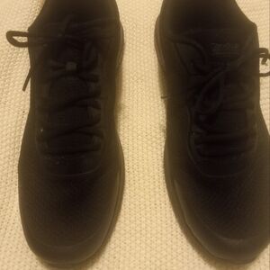 Mens tredsafe gym shoes